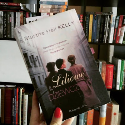 „Liliowe dziewczyny” Martha Hall Kelly