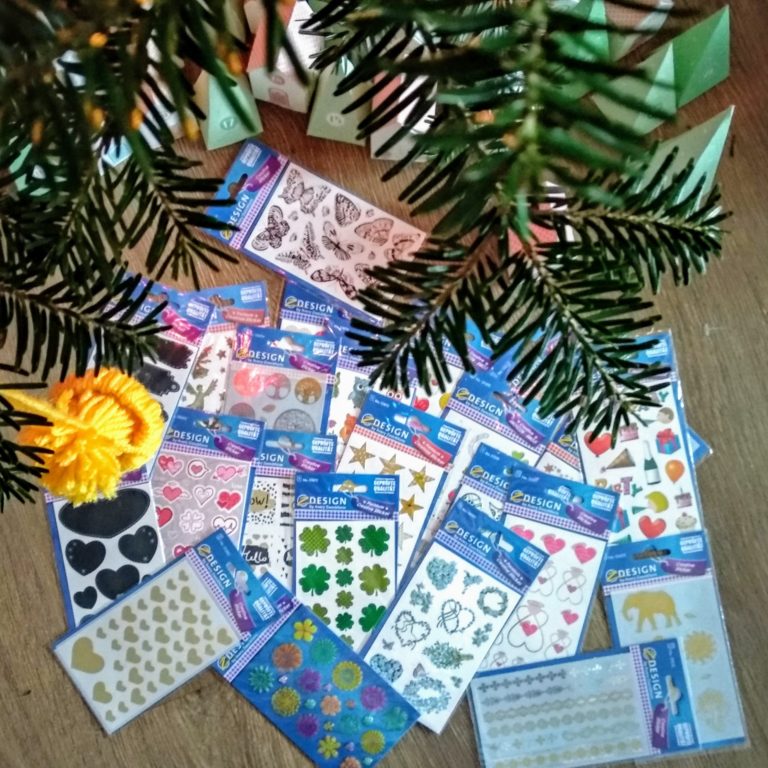 Mała wielka radość – świat naklejek!