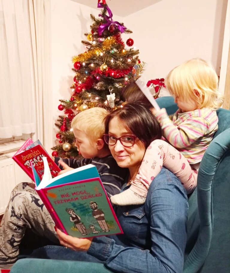 nie mogę trzymam dziecko